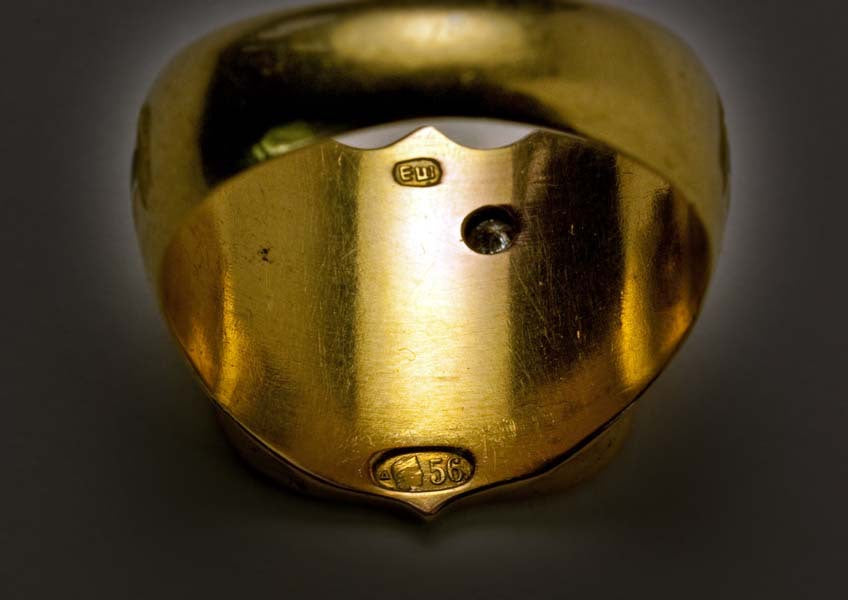Beautiful Gold Ring with Unique Style