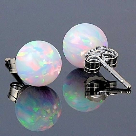 Romantic Pearl Earring for Special Moments