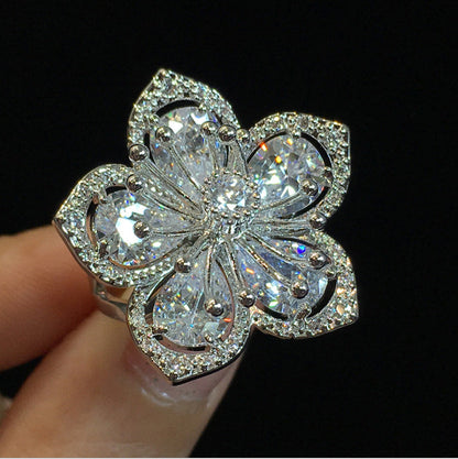 Beautiful Bracelet with Unique Style