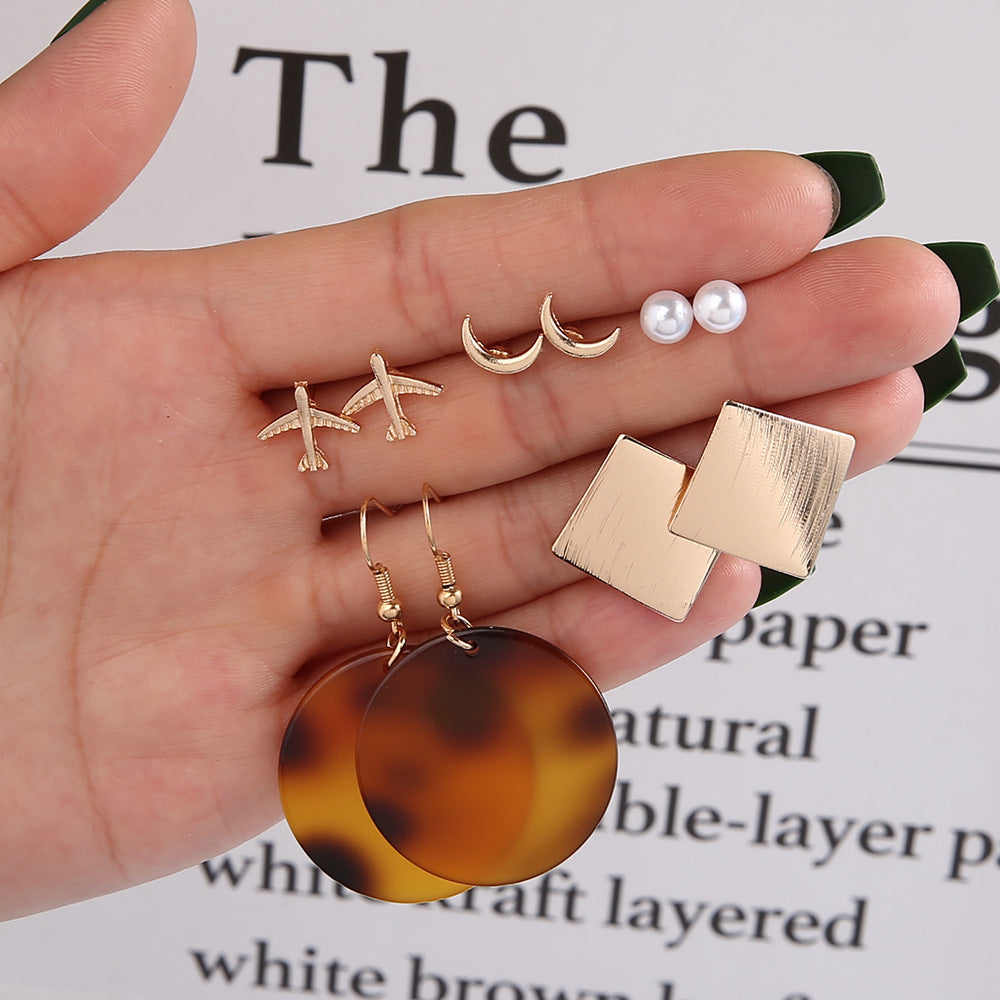 Classic Pearl Set with Timeless Appeal