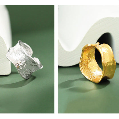 Romantic Gold Ring for Special Moments