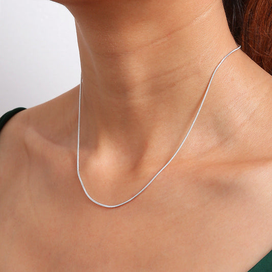 Classic Silver Necklace with Timeless Appeal