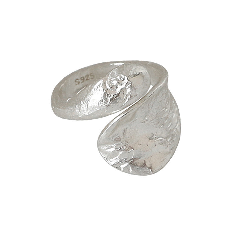 Romantic Gold Ring for Special Moments