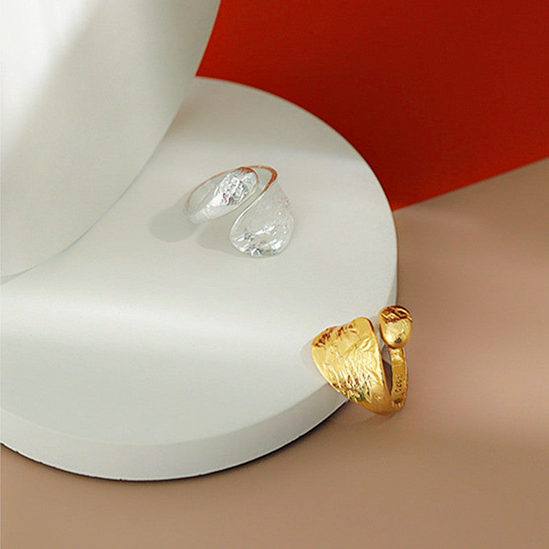 Romantic Gold Ring for Special Moments