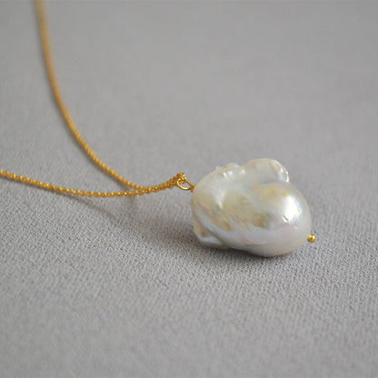 Vintage Handmade Pearl Necklace