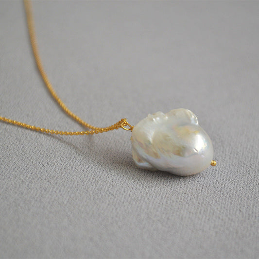 Vintage Handmade Pearl Necklace