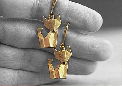 Stunning Gold Earring for Daily Wear