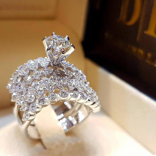 Beautiful Set with Unique Style