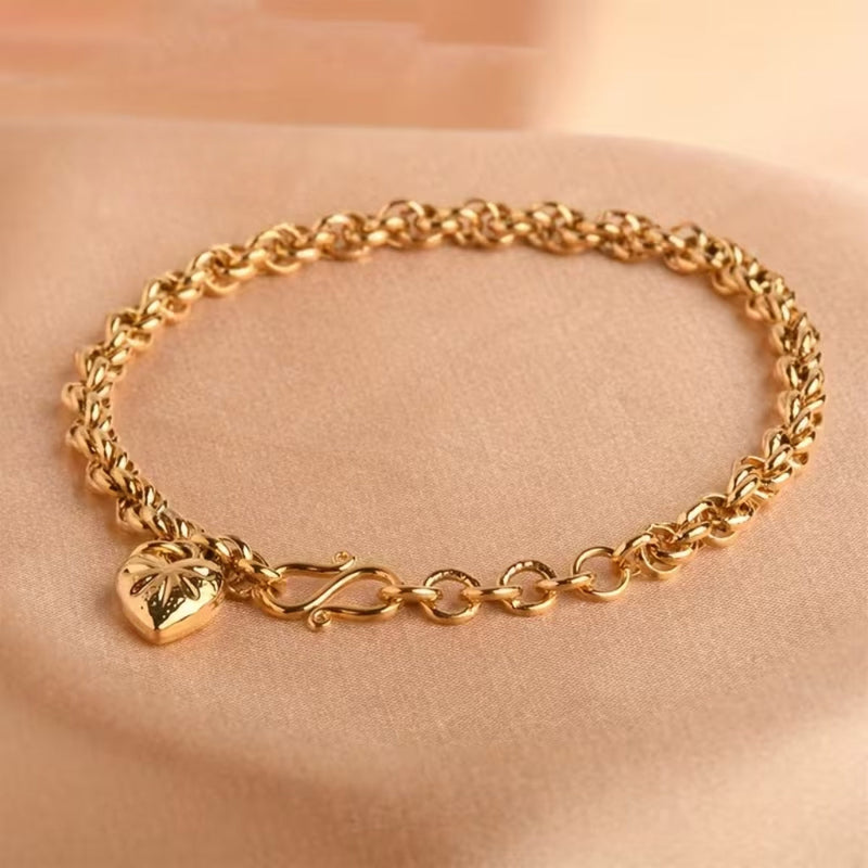 Stunning Gold Bracelet for Daily Wear