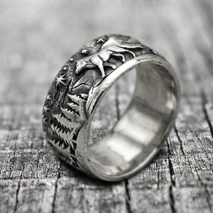 Wolf Wilderness Panoramic Band Ring