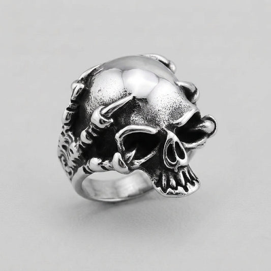 Skull Ring with Clawed Talon Accents
