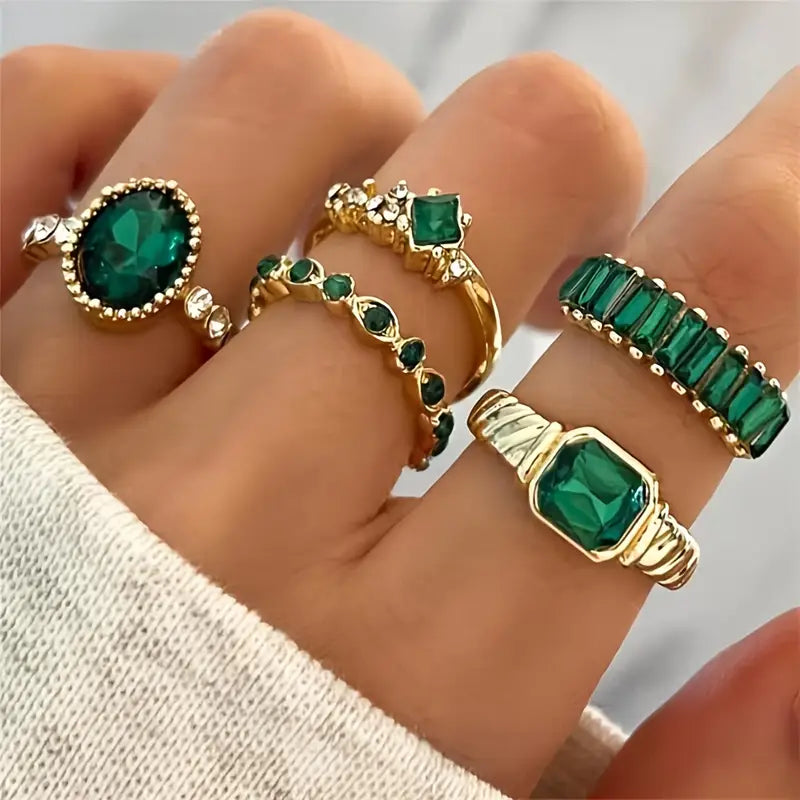 Charming Gold Set for Any Occasion