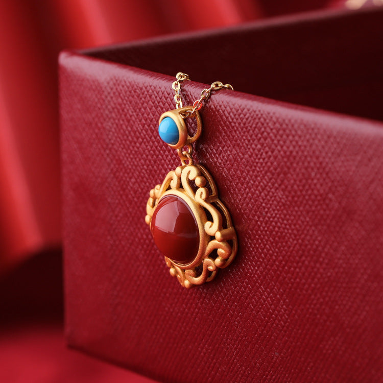 Charming Silver Necklace for Any Occasion