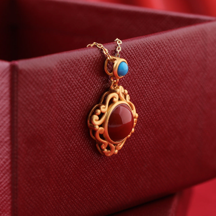 Charming Silver Necklace for Any Occasion