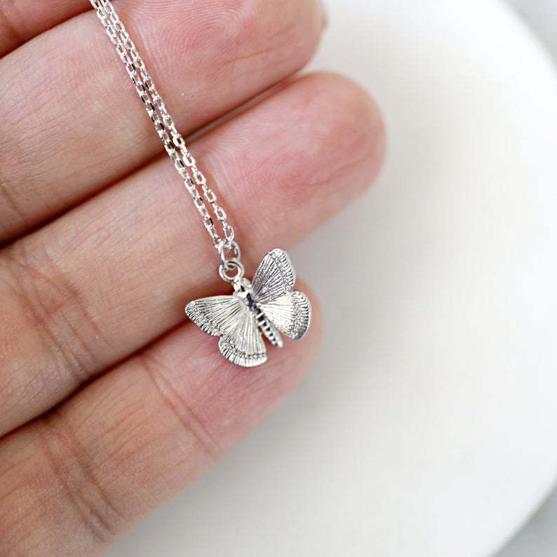 Stunning Necklace for Daily Wear