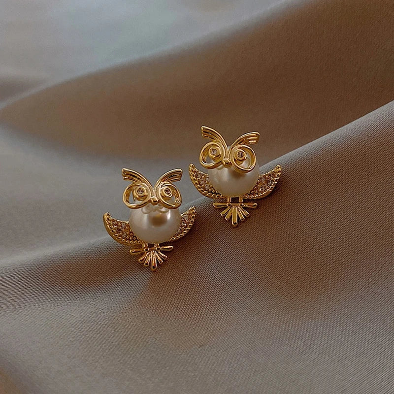 Romantic Pearl Earring for Special Moments