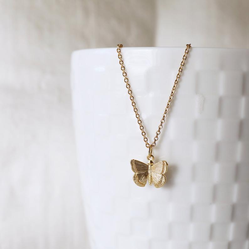 Stunning Necklace for Daily Wear