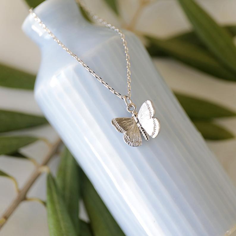 Stunning Necklace for Daily Wear