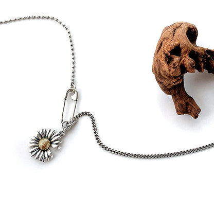 Classic Gold Necklace with Timeless Appeal