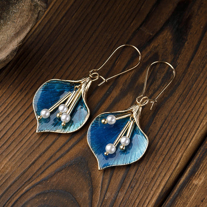 Delicate Artisan Pearl Earring