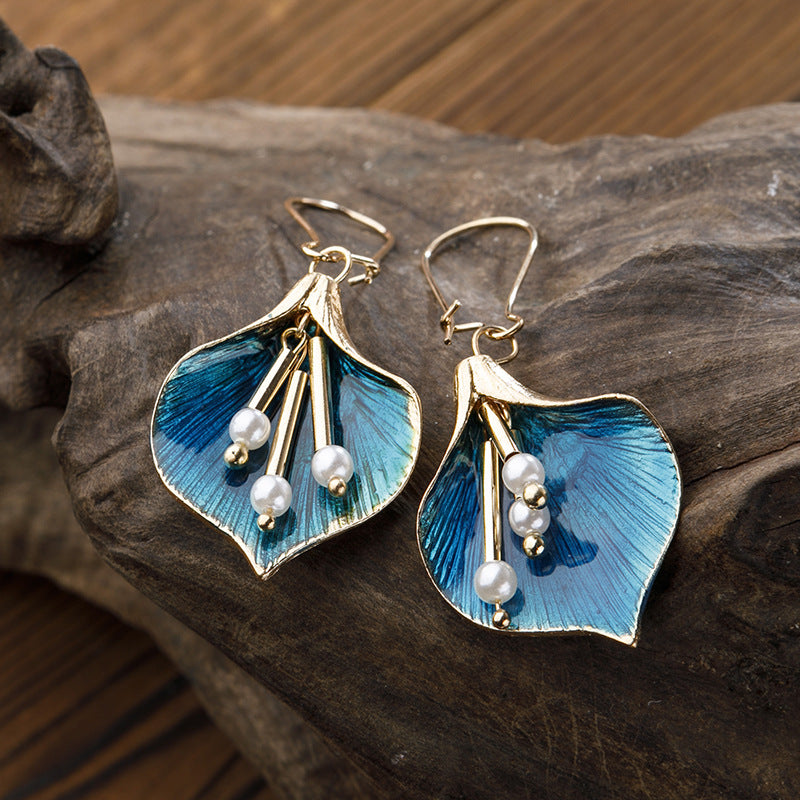 Delicate Artisan Pearl Earring
