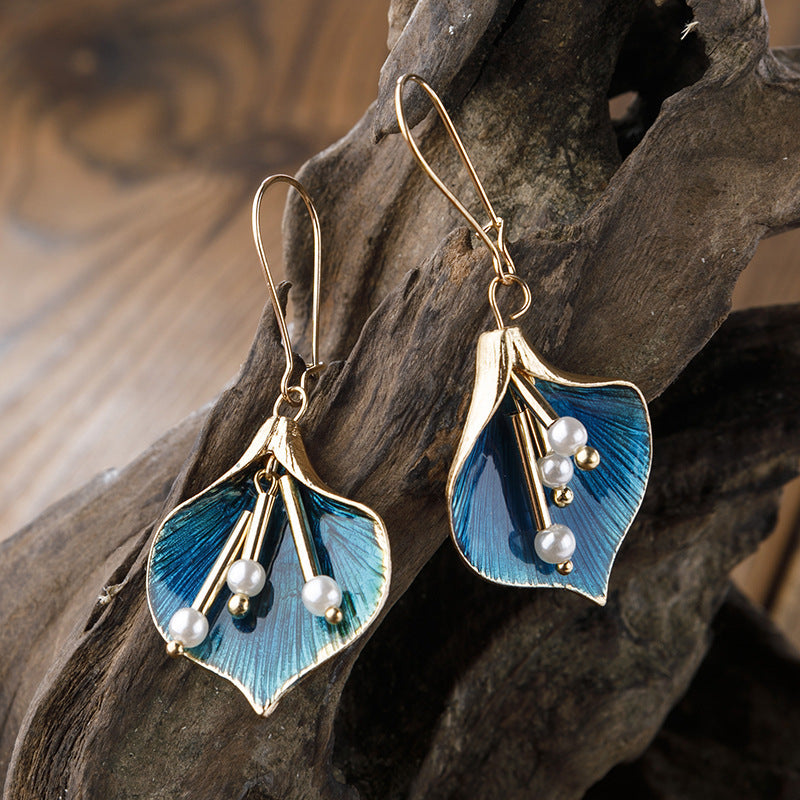 Delicate Artisan Pearl Earring