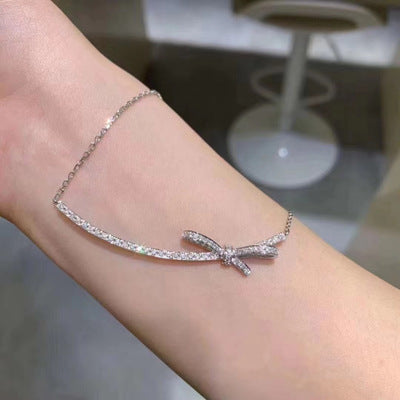 Classic Gold Necklace with Timeless Appeal