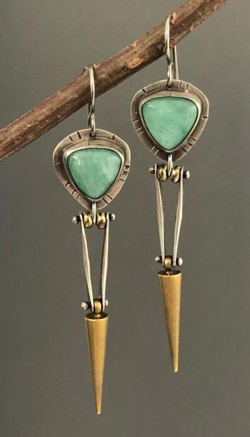 Charming Earring for Any Occasion