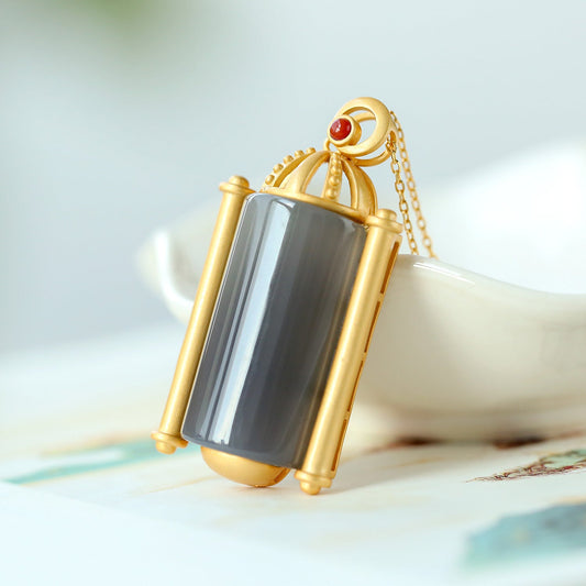 Charming Gold Necklace for Any Occasion