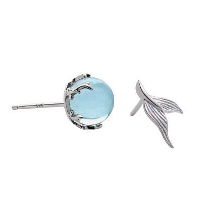 Beautiful Silver Earring with Unique Style