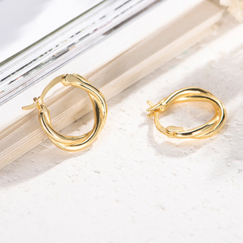 Classic Earring with Timeless Appeal