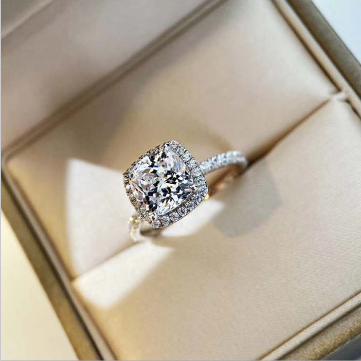 Beautiful Ring with Unique Style