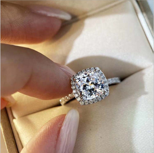 Beautiful Ring with Unique Style