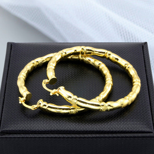 Charming Earring for Any Occasion