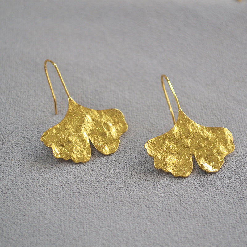 Beautiful Gold Earring with Unique Style