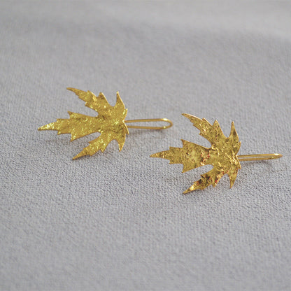 Beautiful Gold Earring with Unique Style