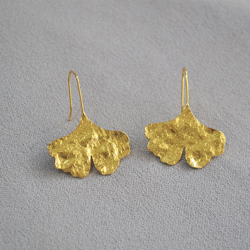 Beautiful Gold Earring with Unique Style