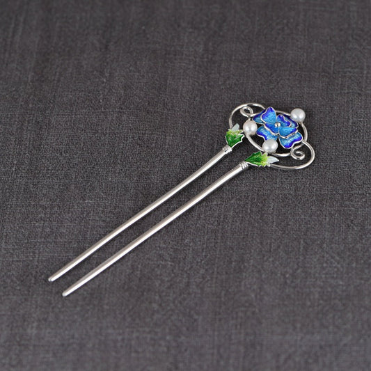 Elegant Silver Piece for Every Occasion