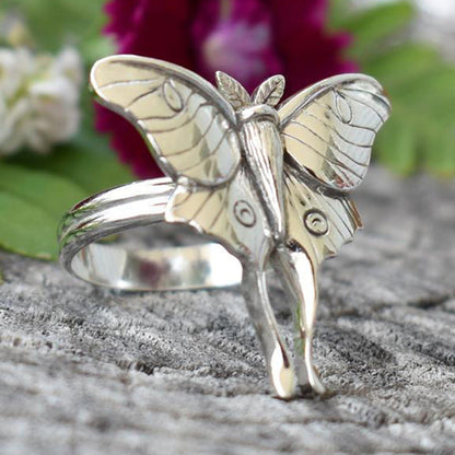 Classic Ring with Timeless Appeal