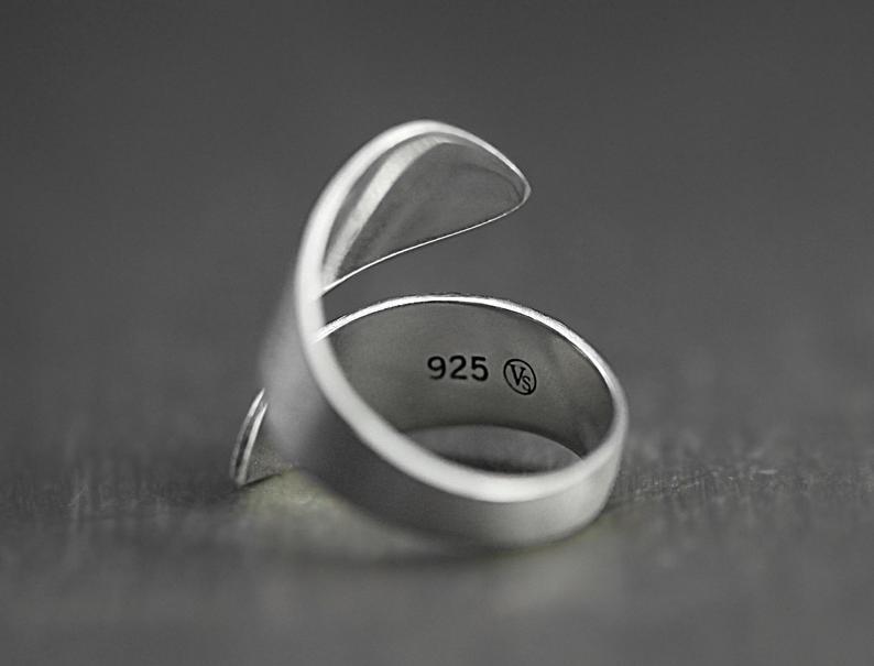 Charming Ring for Any Occasion