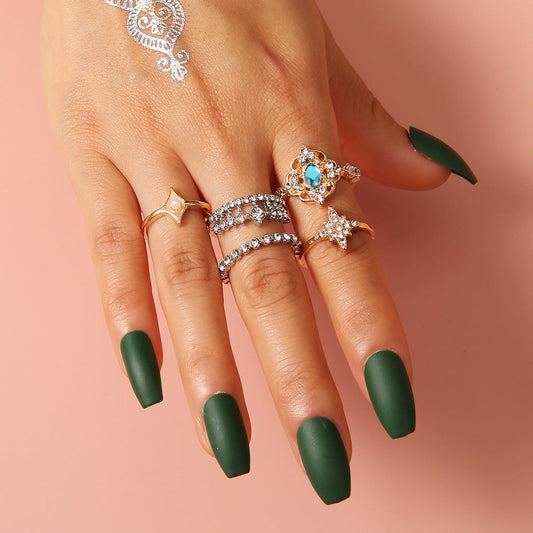 Beautiful Set with Unique Style