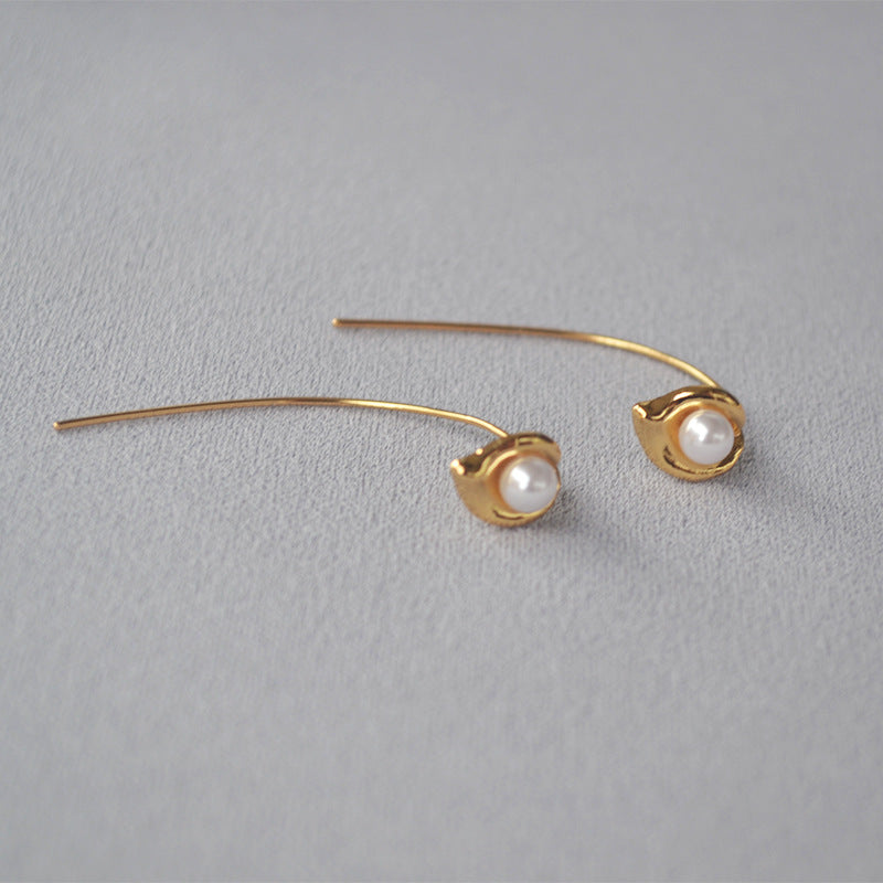 Romantic Pearl Earring for Special Moments