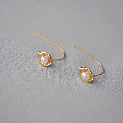 Romantic Pearl Earring for Special Moments