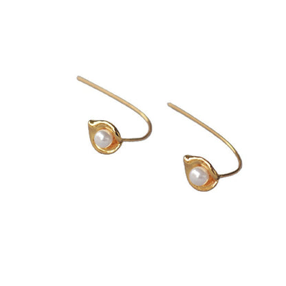 Romantic Pearl Earring for Special Moments