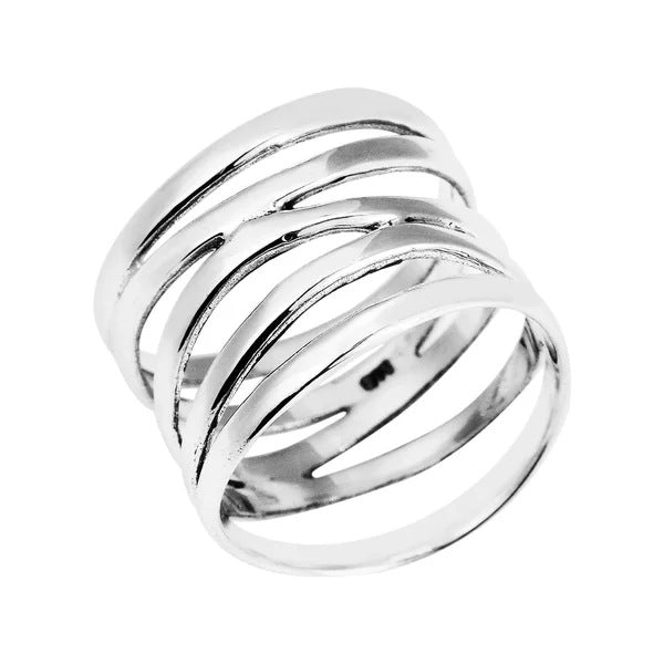 Classic Silver Ring with Timeless Appeal