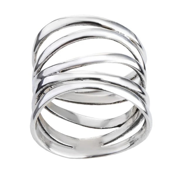 Classic Silver Ring with Timeless Appeal