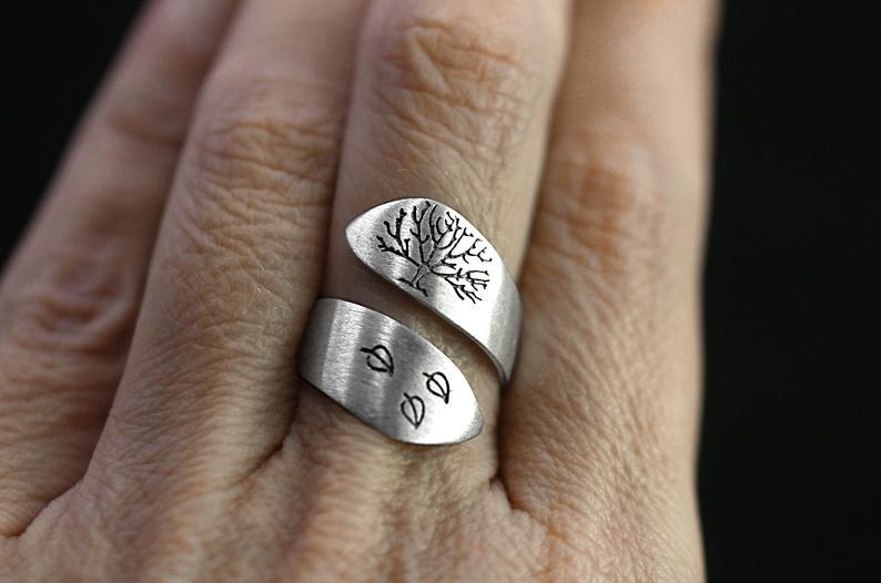 Charming Ring for Any Occasion
