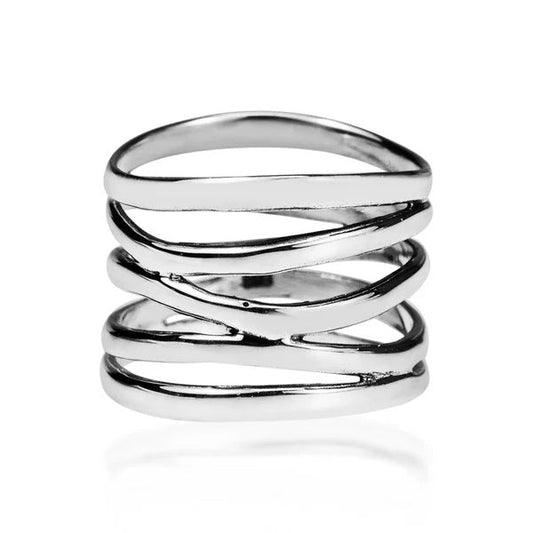 Classic Silver Ring with Timeless Appeal