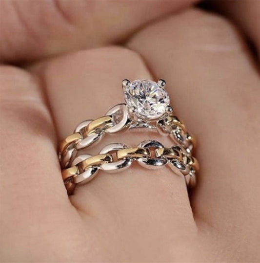 Romantic Chain for Special Moments