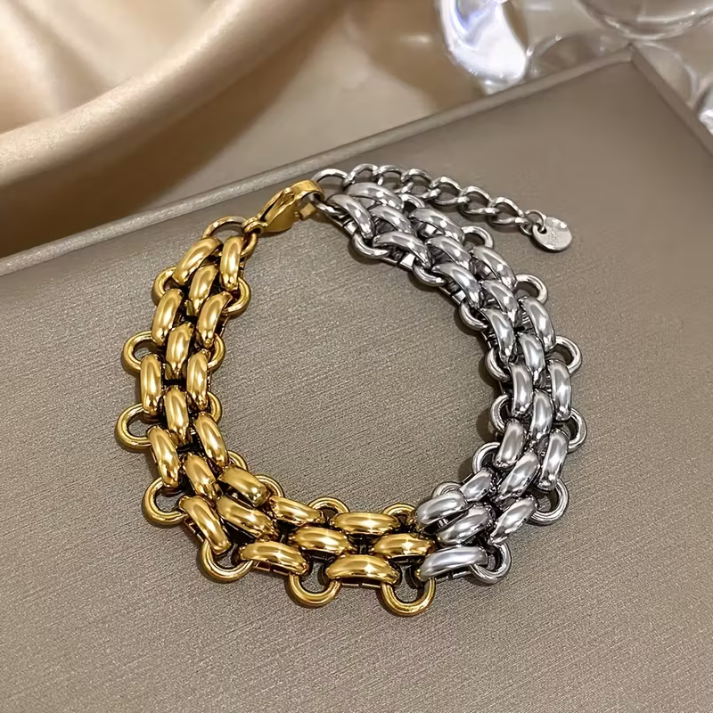 Romantic Bracelet for Special Moments